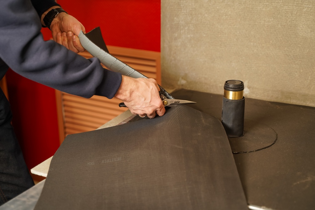 ТОС_Стас режет резитрикс _30летТСС.jpg